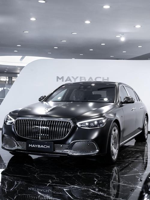 重庆272岚图汽车的售后服务让用户无忧出行，迈巴赫未来的豪华车趋势